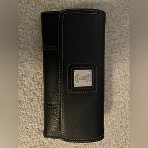 BNWT Tiganelli black leather wallet